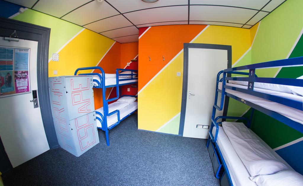 Bed in 4-Bed Mixed Dormitory Room