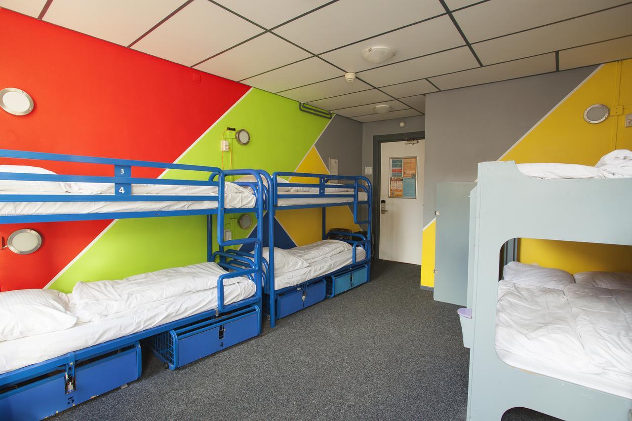 Bed in 10-Person Mixed Dormitory Room